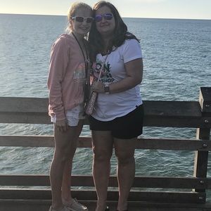 Meet your Posher, Addison